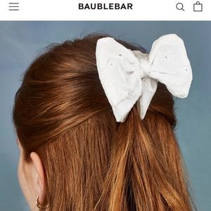 Bow Hair Clip from Bauble Bar